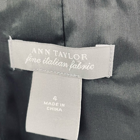 Ann Taylor Black Woven Short Sleeve Tailored Pleated Back Notch Collar Jacket - Picture 2 of 10